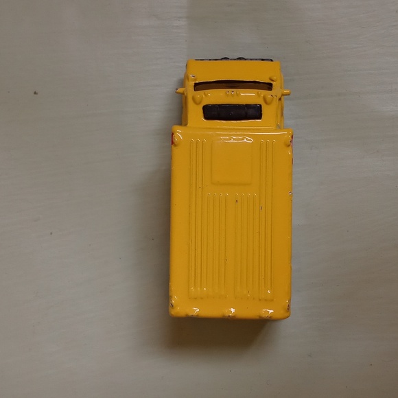 Kids Hot Wheels vintage Mattel 1988 Ambulance Unit 5 rescue radio dispatch - Picture 8 of 14